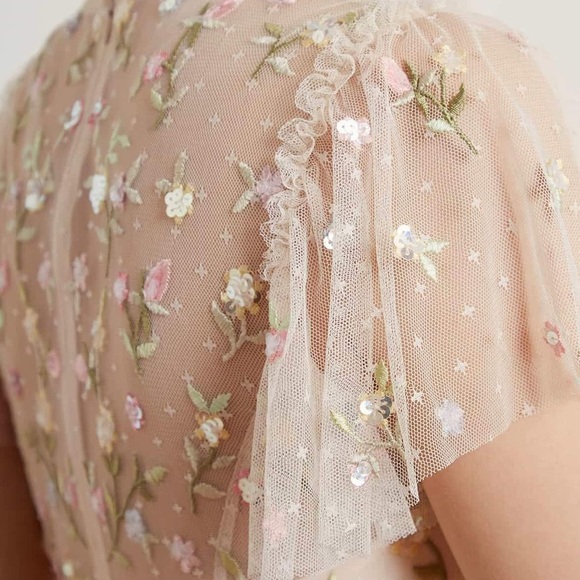 New BHLDN x NEEDLE & THREAD PETUNIA GOWN sz 0 - Picture 9 of 9